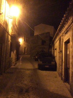 Borgo-via principale