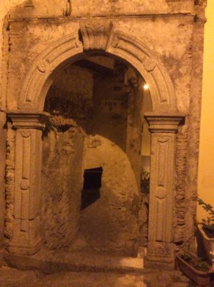 Antico portale